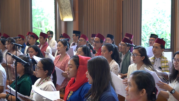 KOOR-Busana betawi PAKAI===